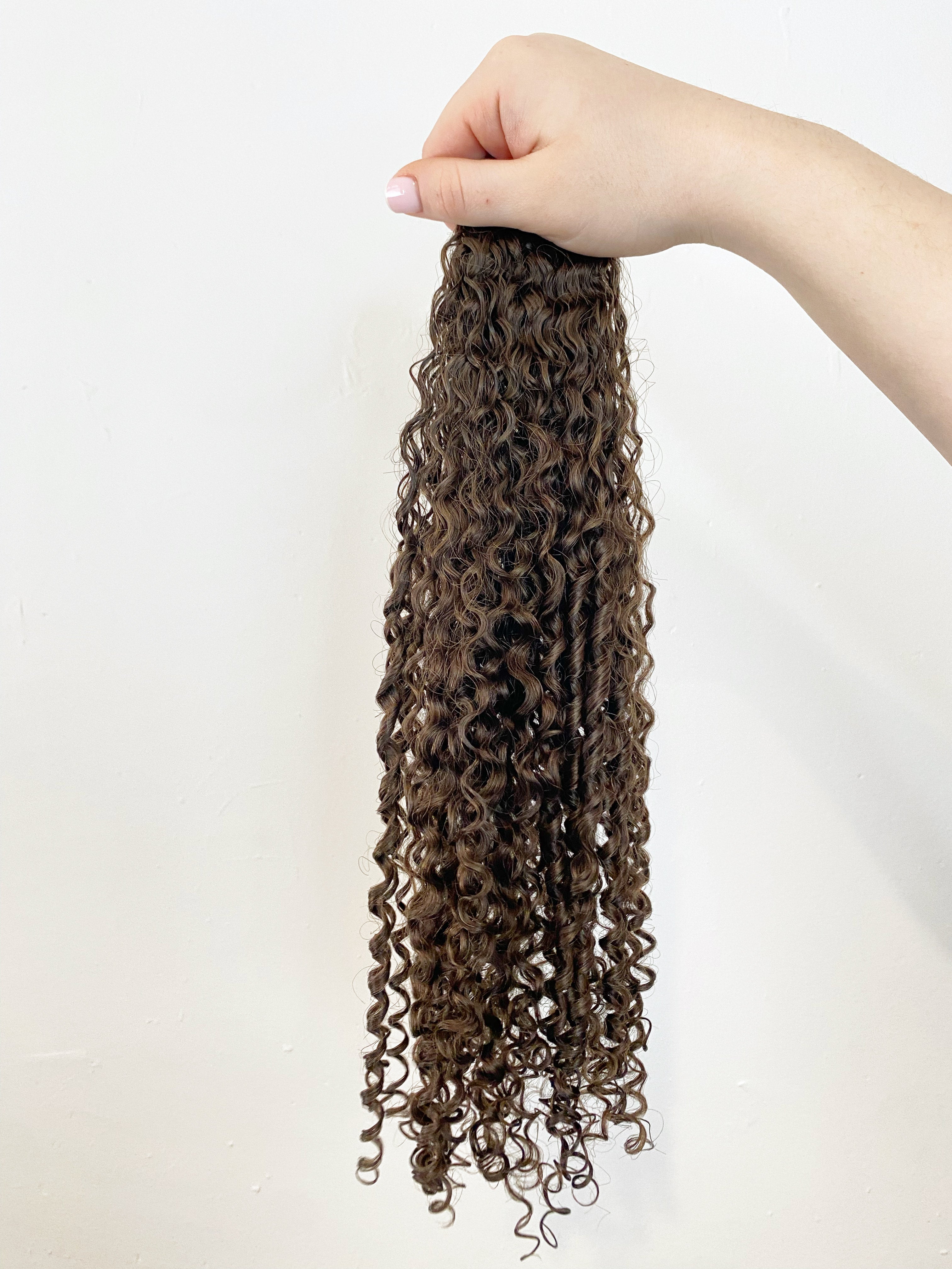 Defined Curl Curly Clip-In Hair Extensions – 100% Human Hair